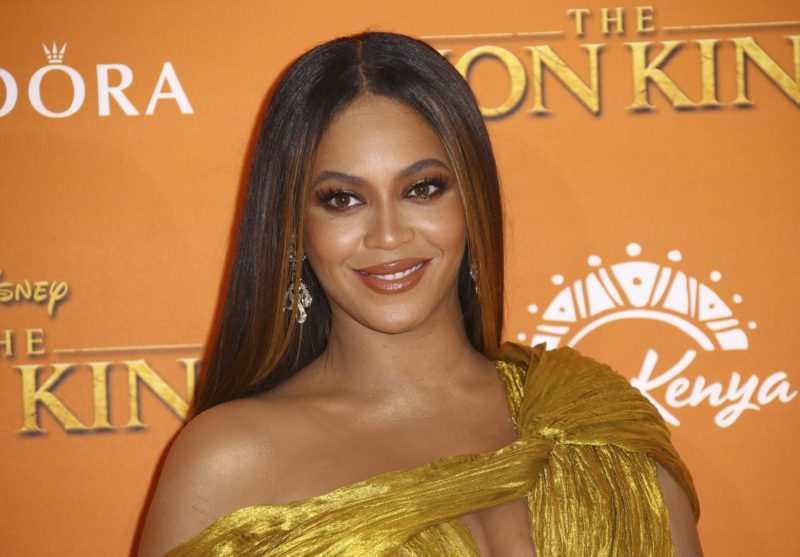 Beyoncé to give graduation speech alongside the Obamas 1 AP20140657085658 e1589914905489