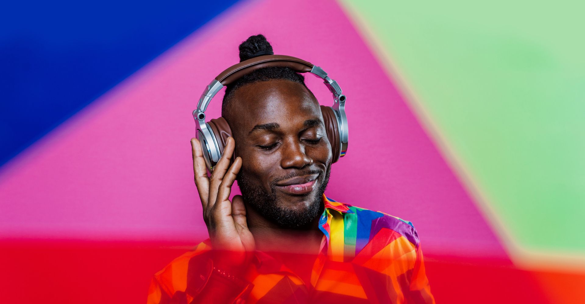 M36294 Blog Four Ways to Establish Your Artistic Brand Hero