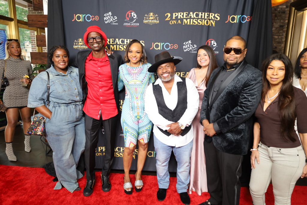 2 Preachers Jordan Jackson Mike Bend red carpet IMG 6952 X4