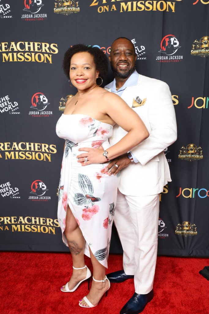 '2 Preachers On A Mission' Premiere Gets Eye-opening Welcome 20 2 Preachers atl premiere red carpet IMG 6763 X4