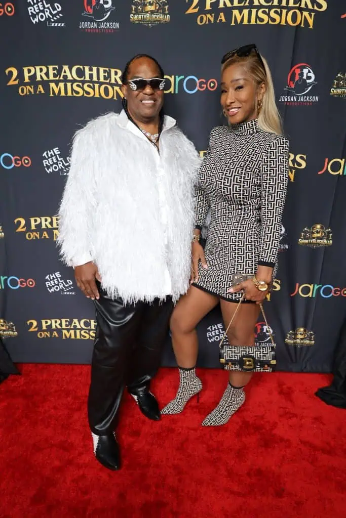 '2 Preachers On A Mission' Premiere Gets Eye-opening Welcome 3 2 Preachers atl premiere red carpet Kandi Yamz guest IMG 6553 X4