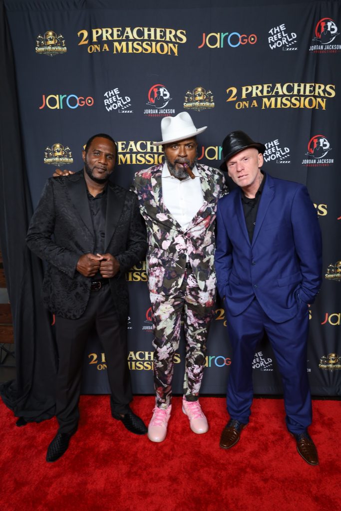2 Preachers red carpet atl IMG 6857 X4